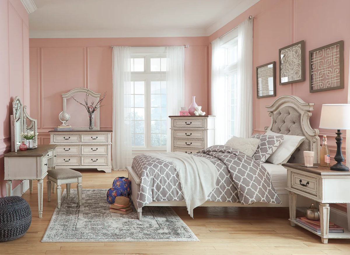 Realyn Chipped White Upholstered Youth Panel Bedroom Set