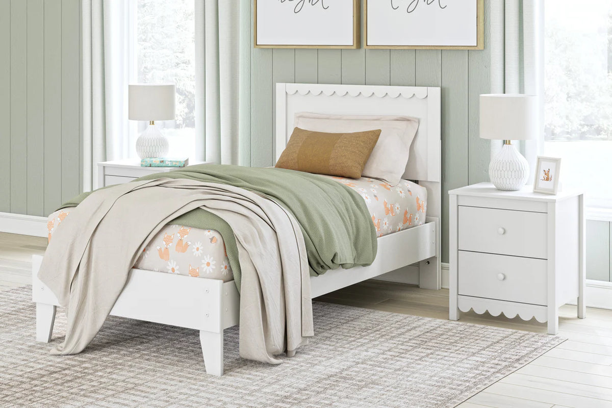 Juego de dormitorio juvenil con plataforma Hallityn en color blanco