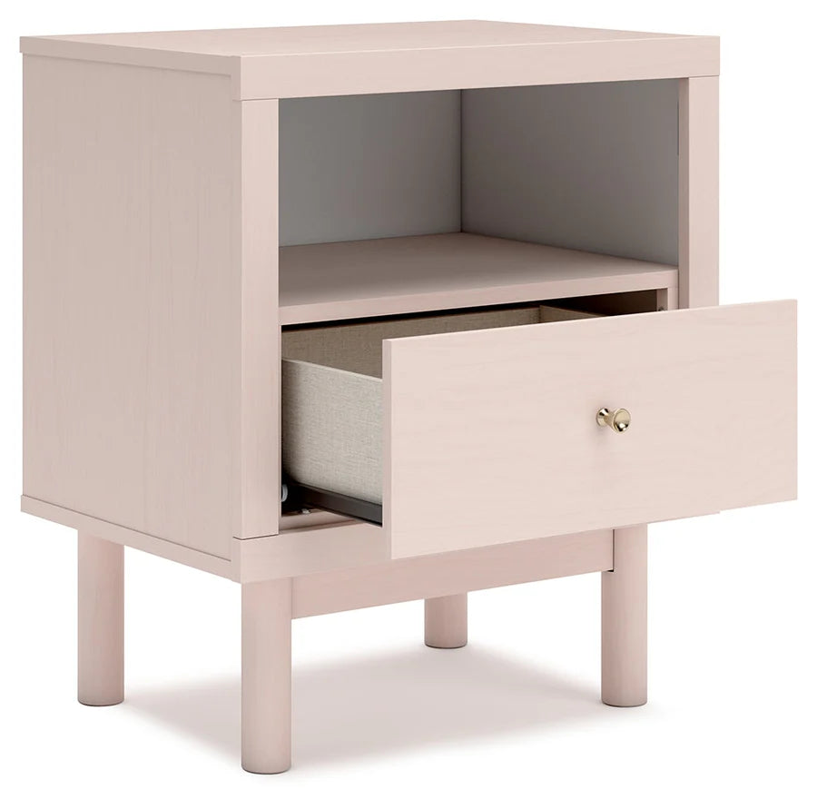 Wistenpine Blush Upholstered Youth Storage Platform Bedroom Set with 2 Drawers