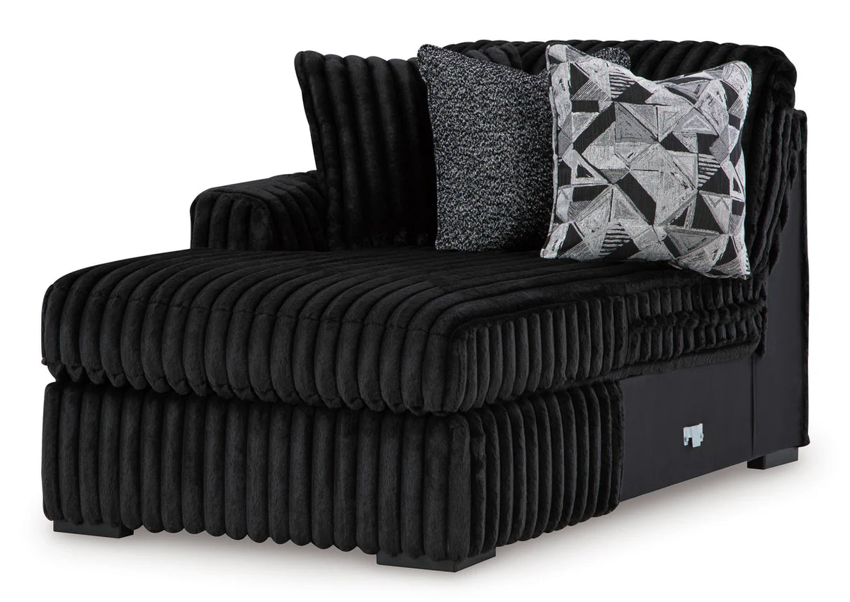 Midnight Madness Onyx 3-Piece Sectional with Chaise
