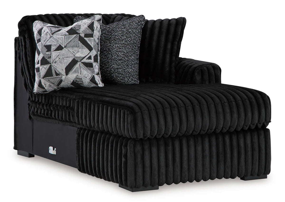 Midnight Madness Onyx 3-Piece Sectional with Chaise