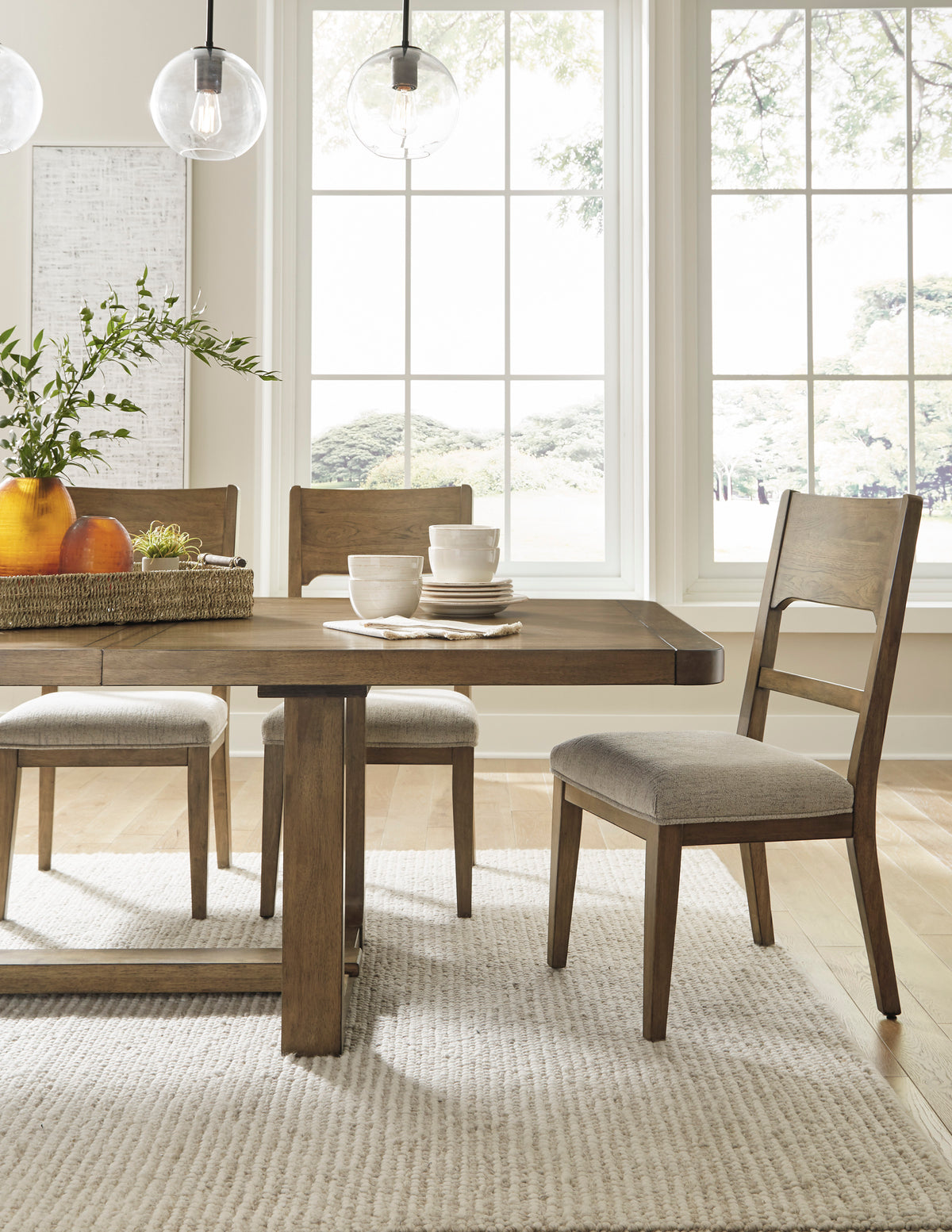 Cabalynn Light Brown Dining Table, Chairs & Sets