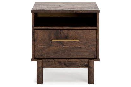 Calverson Mocha Platform Bedroom Set