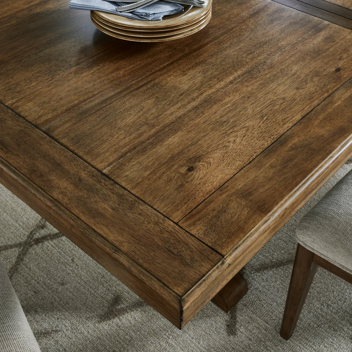 Sturlayne Brown Dining Table & 6 Chairs
