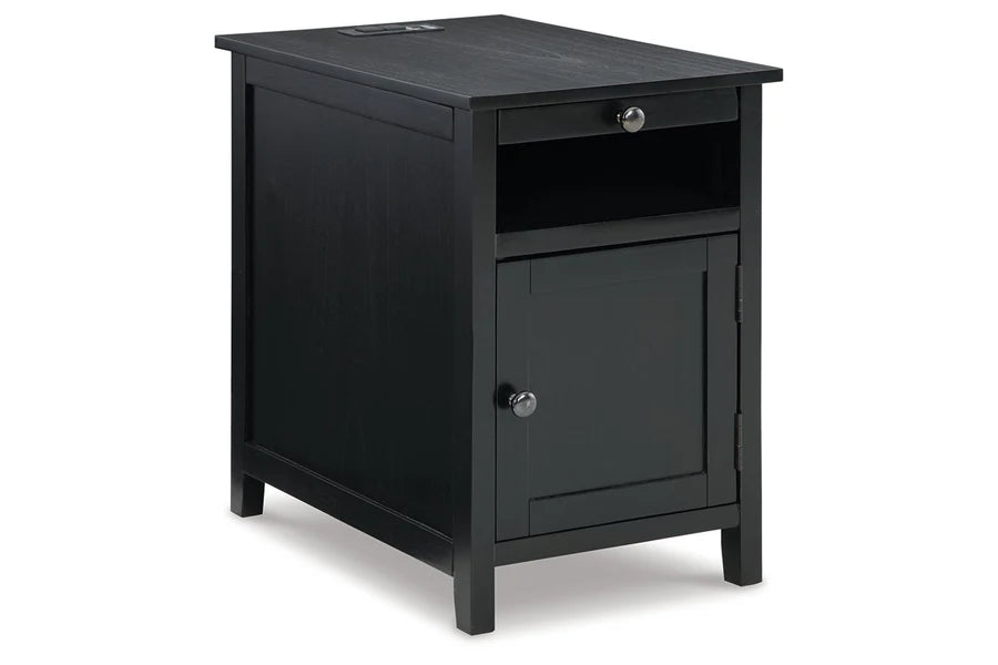 Treytown Black Chairside Table with USB Charging