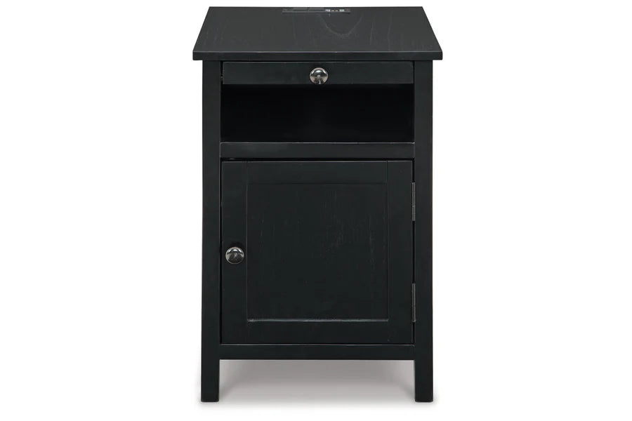 Treytown Black Chairside Table with USB Charging