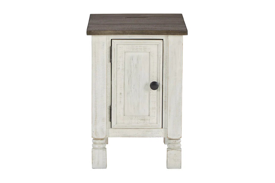 Havalance Two-Tone Chairside End Table with USB