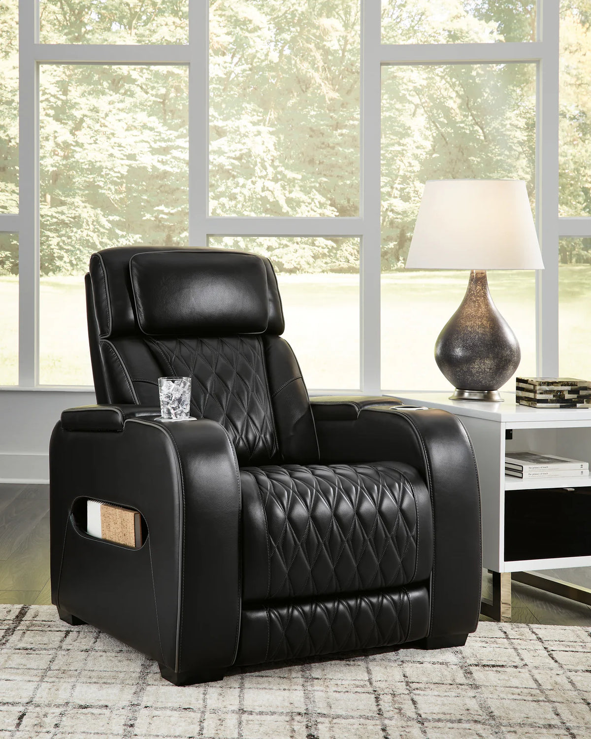 Silla decorativa Peacemaker Brown