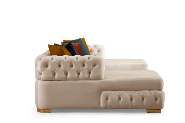 Sofá seccional doble chaise Matilda de terciopelo marfil con mechones