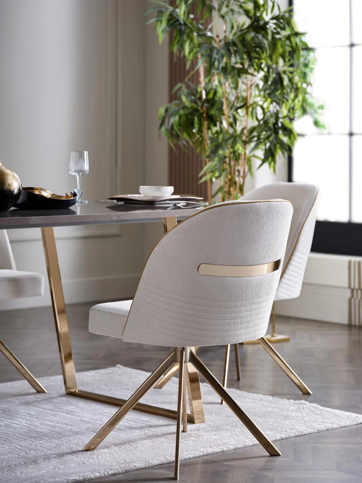 Veronica Dining Set